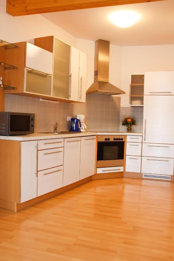 Raiffeisenhof Appartements Ehrenhausen Ngoại thất bức ảnh